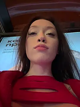 Snapshot of EstaVista chatting on September 18, 6:10 pm EstaVista online show from September 18, 6:10 pm