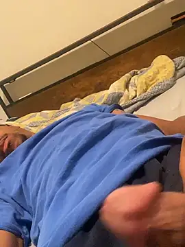 huhgtr online show from December 1, 4:23 pm