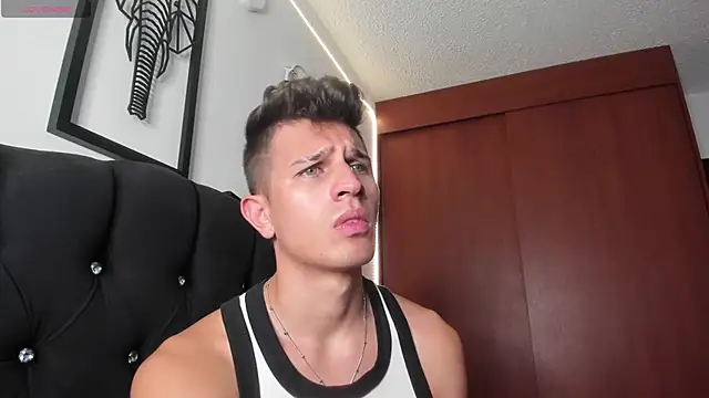 kevin ahss online show from November 12, 10:09 pm