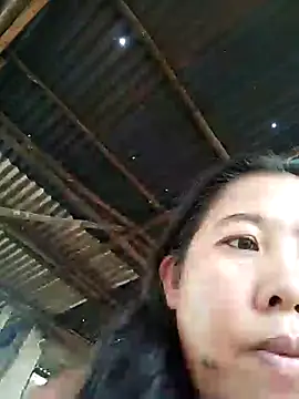 Snapshot of amazing_jane2918 chatting on December 22, 2:39 am amazing jane2918 online show from December 22, 2:39 am