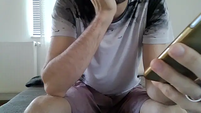 Snapshot of XLBarehengst chatting on September 14, 1:21 pm XLBarehengst online show from September 14, 1:21 pm