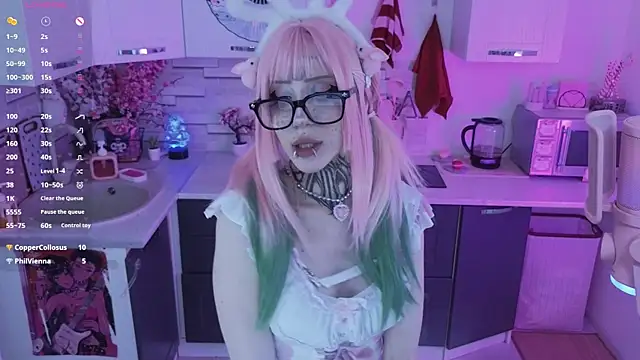 Nana stolass online show from June 17, 12:40 pm