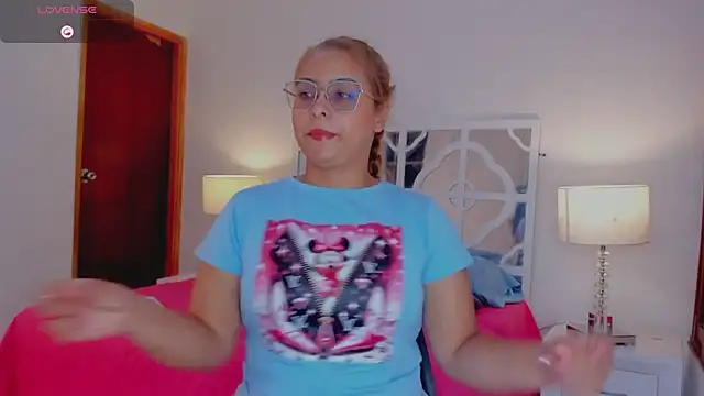 MikaelaStone online show from October 20, 12:38 pm