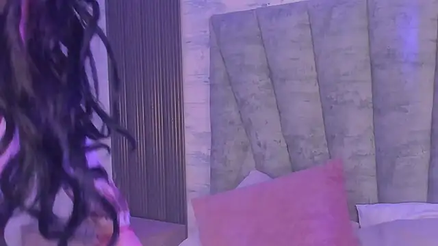 ShanelEvans online show from May 27, 7:22 pm