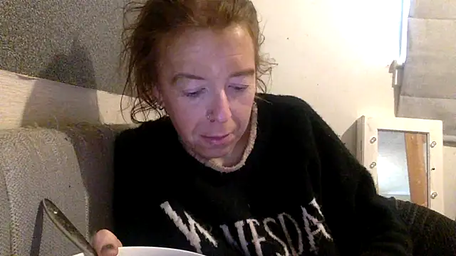 Bellababexox online show from May 1, 4:11 pm