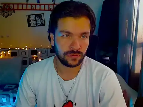 cortelioni massimo  online show from February 4, 10:26 pm