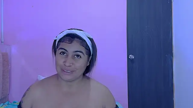 AndreaSweet2 online show from July 15, 7:52 pm