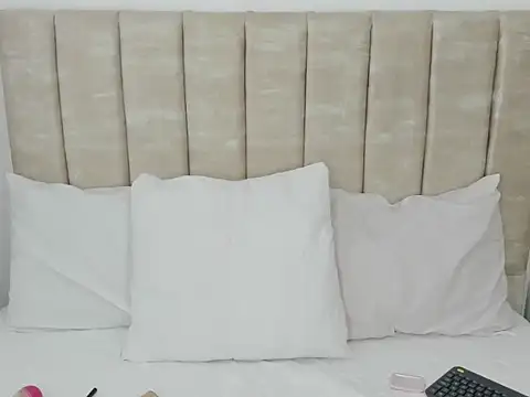 AprilStone1 online show from September 26, 11:25 am