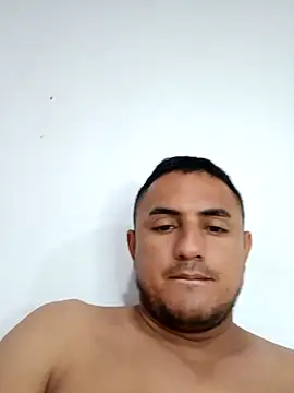 Snapshot of Geral_Yeraldyn09 chatting on October 30, 1:29 am Geral Yeraldyn09 online show from October 30, 1:29 am