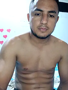 Snapshot of Geral_Yeraldyn09 chatting on November 7, 2:00 am Geral Yeraldyn09 online show from November 7, 2:00 am