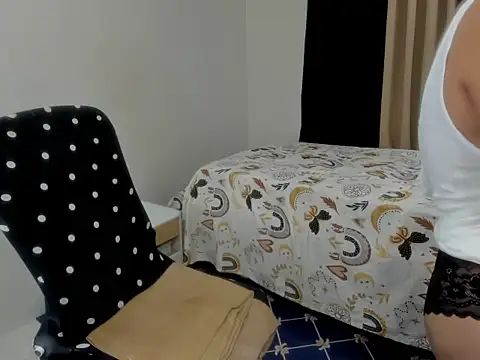 sweetkaley online show from July 7, 10:03 pm