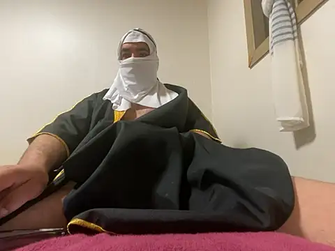 Snapshot of sheikhbandar06_09 chatting on November 14, 10:07 pm sheikhbandar06 09 online show from November 14, 10:07 pm