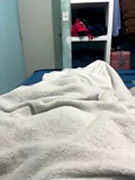Snapshot of 09chino_ chatting on October 22, 6:46 am 09chino online show from October 22, 6:46 am