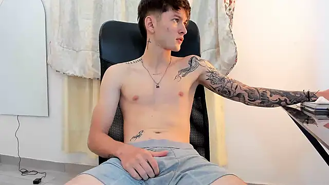 jake kylee online show from November 11, 1:38 am