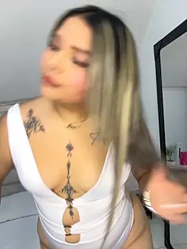 ashley-swift- online show from October 1, 4:40 am