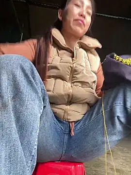 Huong-Ly online show from November 5, 2:44 am