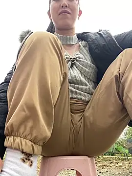 Huong-Ly online show from December 23, 2:31 am