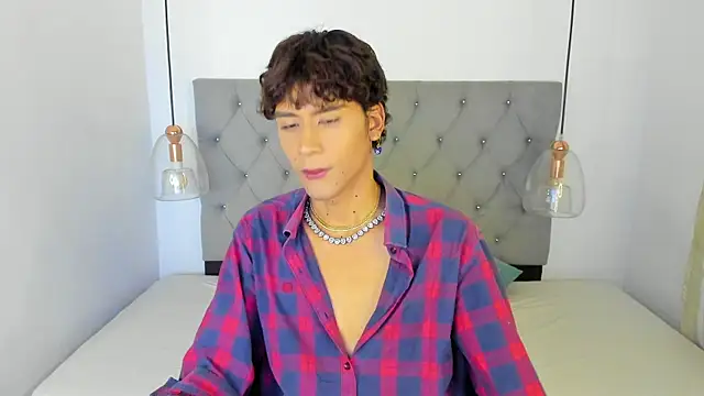 d3rke 666 online show from April 24, 2:14 am