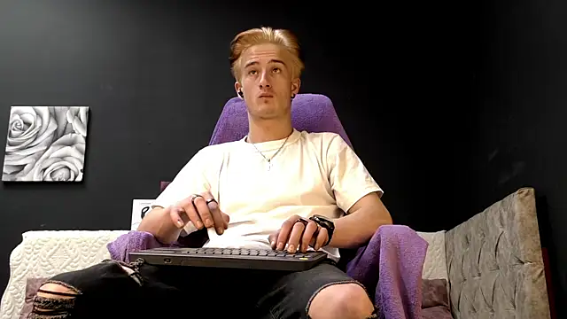 SirReed online show from March 14, 6:02 pm