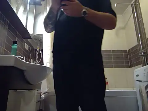 Snapshot of JeffryBoy36 chatting on November 7, 1:05 am JeffryBoy36 online show from November 7, 1:05 am