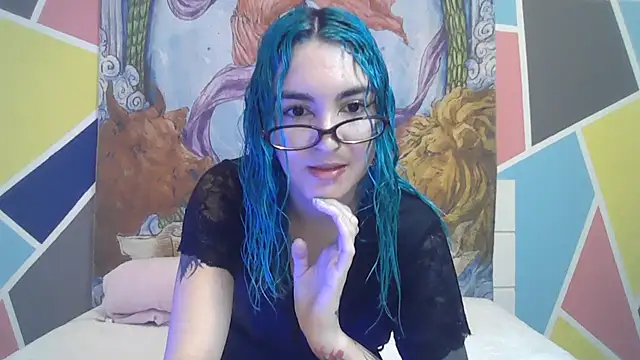 Snapshot of peetitefairy chatting on October 9, 6:11 am peetitefairy online show from October 9, 6:11 am