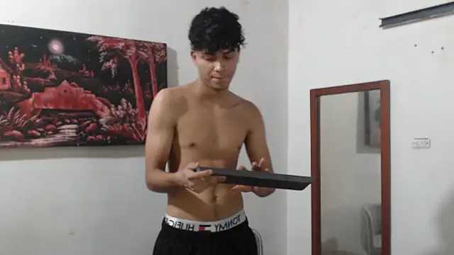 alice julls online show from October 20, 7:25 pm