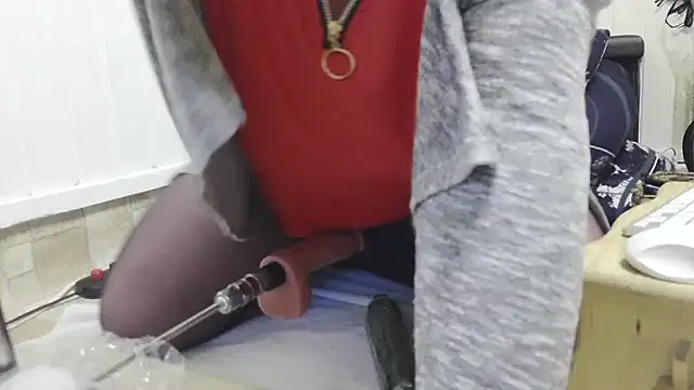 honey47 online show from November 8, 11:21 am