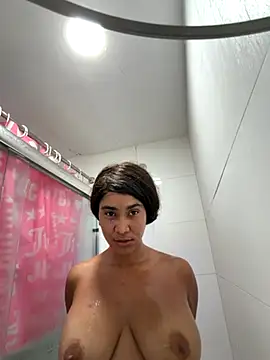 LuckyKhloe online show from September 30, 2:27 am