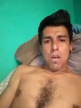 Snapshot of TragicAirplane168 chatting on December 13, 7:53 pm TragicAirplane168 online show from December 13, 7:53 pm