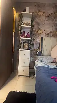 hannachris- online show from May 19, 2:51 am