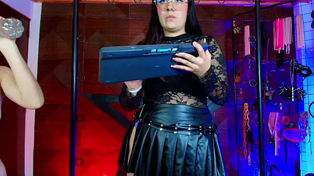 Snapshot of Misstresss_aurora_bdsm chatting on July 7, 2:10 pm Misstresss aurora bdsm online show from July 7, 2:10 pm