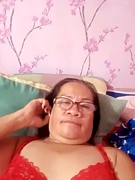 vickyhot1966 online show from September 30, 12:43 pm