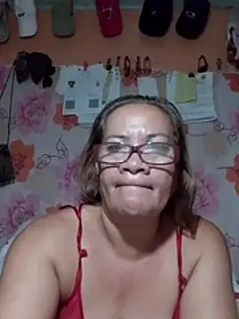 vickyhot1966 online show from July 17, 9:41 pm