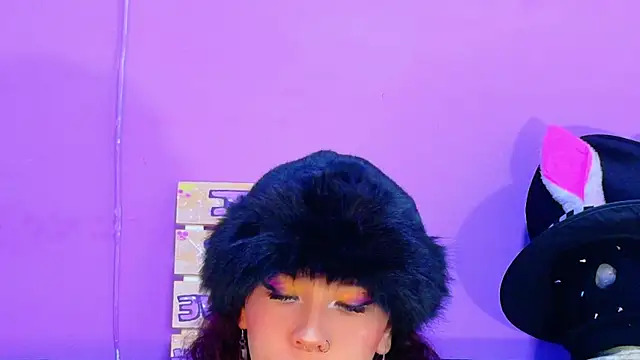 CristalRose online show from April 30, 8:57 pm