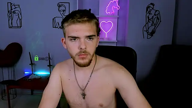 Snapshot of aron_black_ chatting on September 29, 5:45 am aron black  online show from September 29, 5:45 am