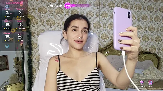 Snapshot of JessB_ chatting on December 22, 7:33 pm JessB online show from December 22, 7:33 pm