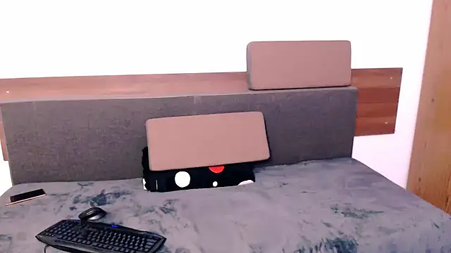 Snapshot of AMOURSWEET2025 chatting on October 8, 4:59 pm AMOURSWEET2025 online show from October 8, 4:59 pm