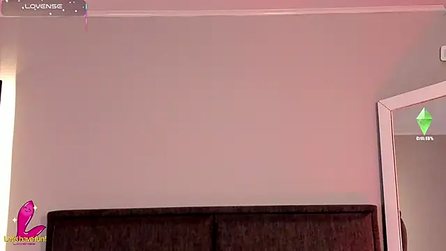 Emma  clark  online show from November 13, 12:37 pm