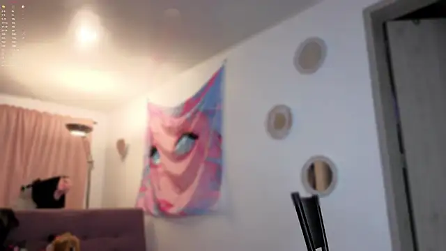 colette e online show from November 12, 6:03 am