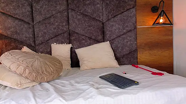 Nickifox   online show from November 28, 8:06 am