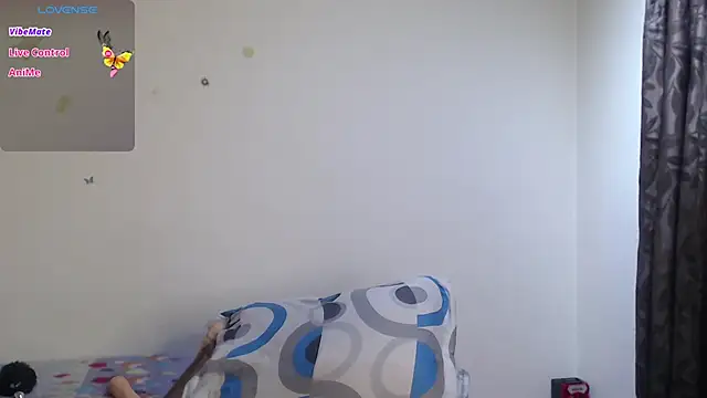 Snapshot of evangeline_lover chatting on December 16, 2:11 pm evangeline lover online show from December 16, 2:11 pm