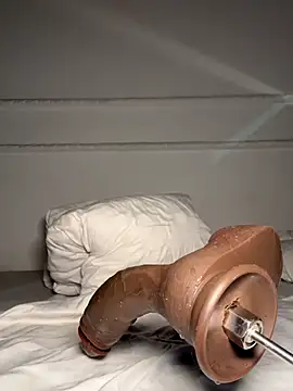 Danicute  online show from January 8, 9:33 am