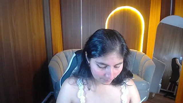 Snapshot of Gumball_b chatting on November 5, 3:28 am Gumball b online show from November 5, 3:28 am