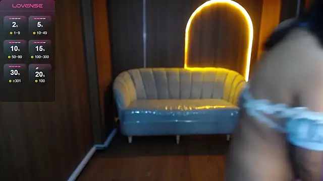 Snapshot of Gumball_b chatting on November 29, 1:03 pm Gumball b online show from November 29, 1:03 pm