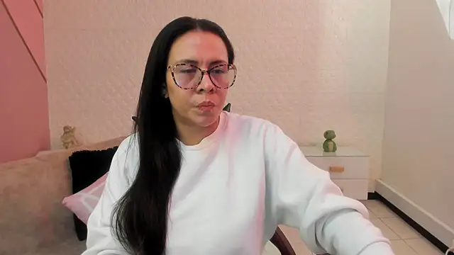 Eva mermaid online show from April 26, 2:04 pm