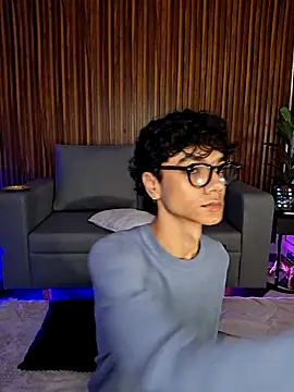 Snapshot of Phillicious__ chatting on February 20, 6:48 am Phillicious online show from February 20, 6:48 am