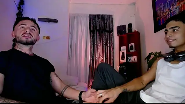 Edwardjonnes online show from February 7, 2:04 am