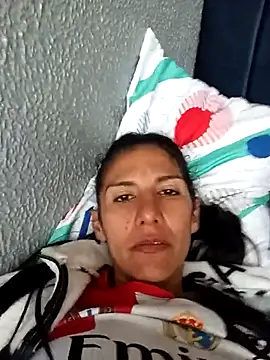 Snapshot of gattycahot chatting on November 30, 2:32 pm gattycahot online show from November 30, 2:32 pm