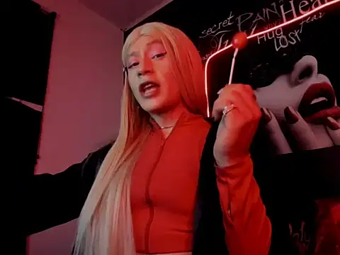 Snapshot of Megam_ chatting on September 25, 1:42 am Megam  online show from September 25, 1:42 am