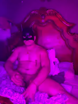 GirThyDock online show from January 9, 9:01 am